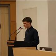 Je propose des cours de soutien scolaire. Etudiant en première année à Sciences Po Lyon donne des cours particuliers en français, anglais, espagnol, histoire, SES, HGGSP